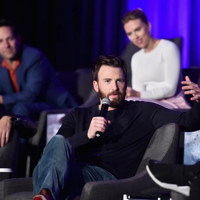 『アベンジャーズ』舞台裏動画、クリス・エヴァンスの愛に溢れたコメントに感動