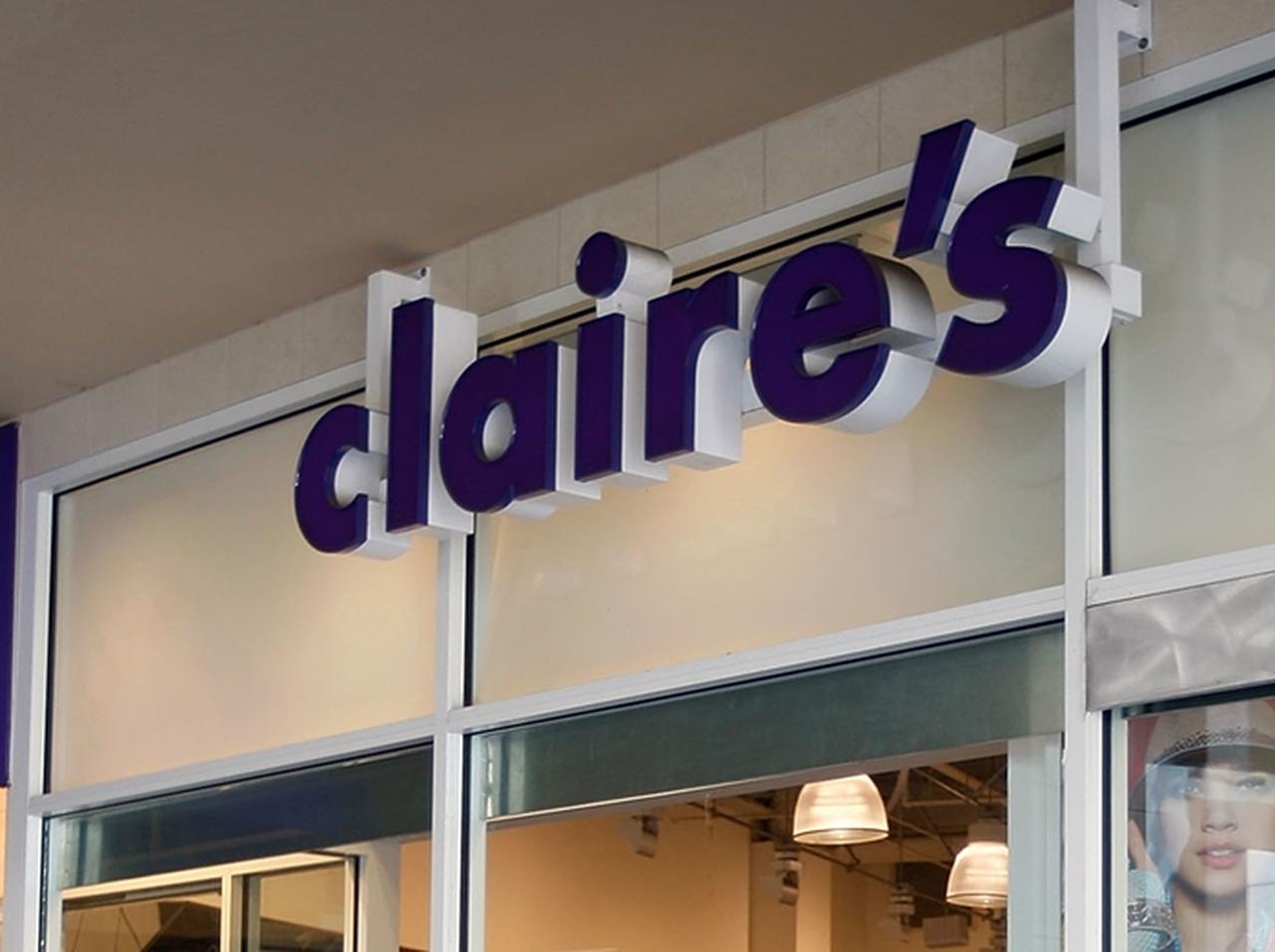 大人気YouTuberのコラボコスメから使用禁止の有害物質が見つかる