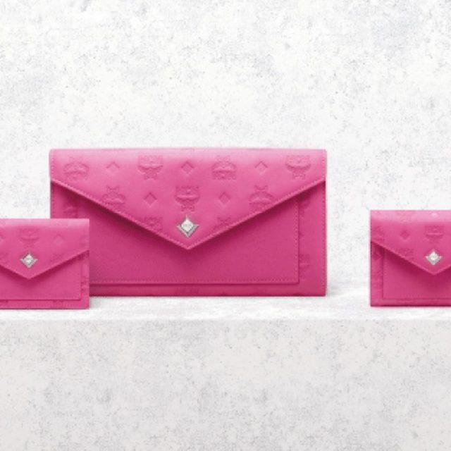 MCM、人気のラブレターラインより限定カラー「シュガーピンク」