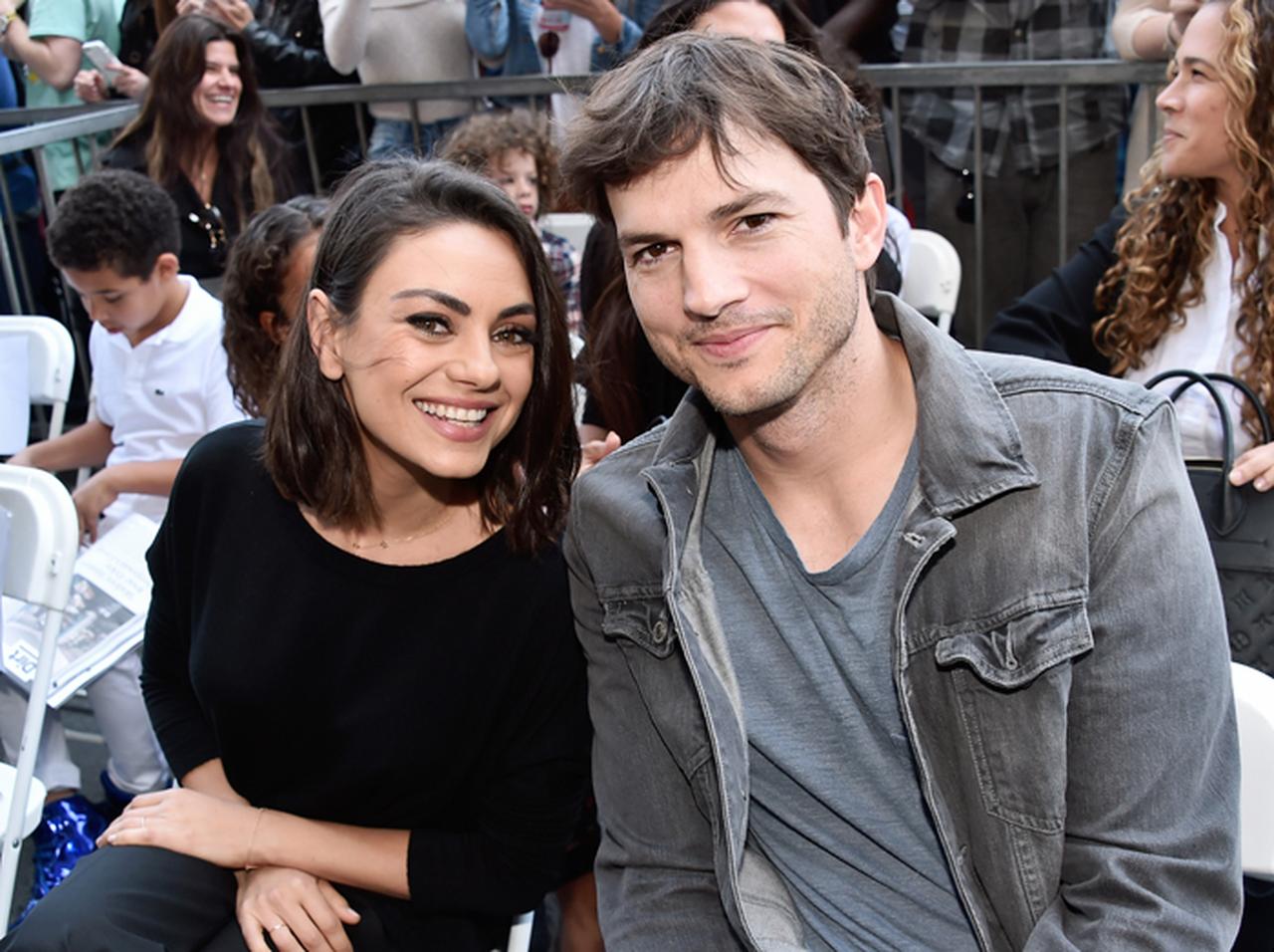 アシュトン・カッチャー&ミラ・クニス、「離婚報道」に夫婦コントで反応