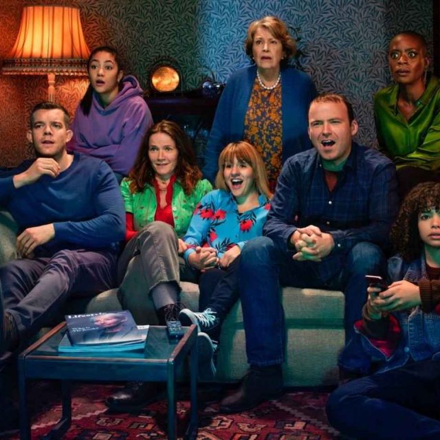『Years and Years』、BBCがブラックユーモアたっぷりに近未来描いたドラマが話題