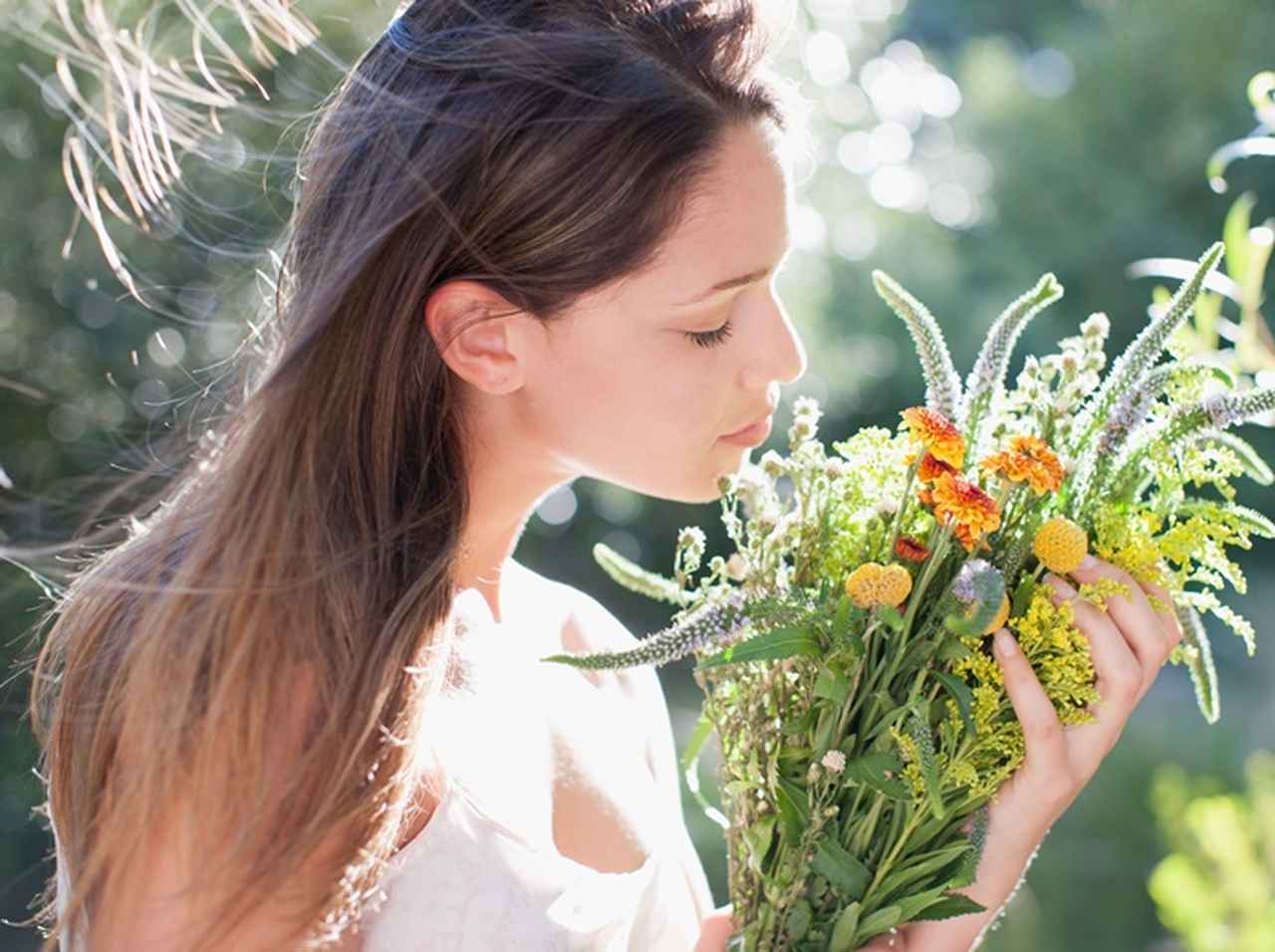 梅雨や夏に「髪からふわっと良い香り」をさせる方法4つ