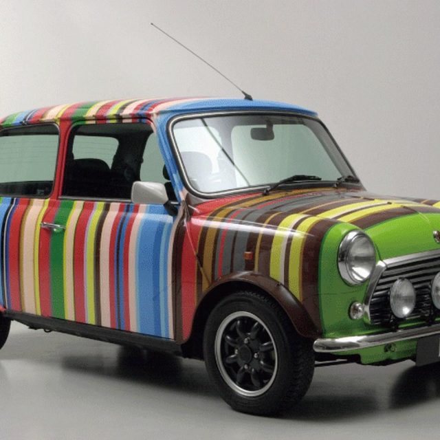MINI誕生60周年イベントに、ポール・スミスがデザインした特別車を展示