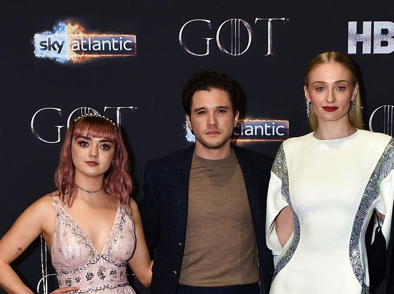 『ゲーム・オブ・スローンズ』キャスト、「10年前の自分鑑賞会」で悲鳴を上げまくる