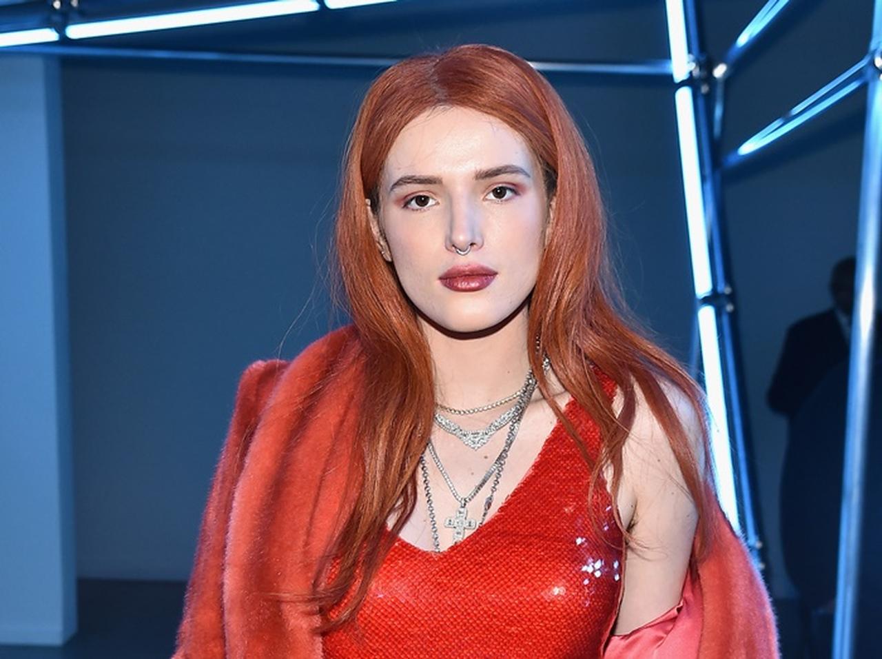 ベラ・ソーン、脅されて「自らヌード流出」させた犯人を脅し返す