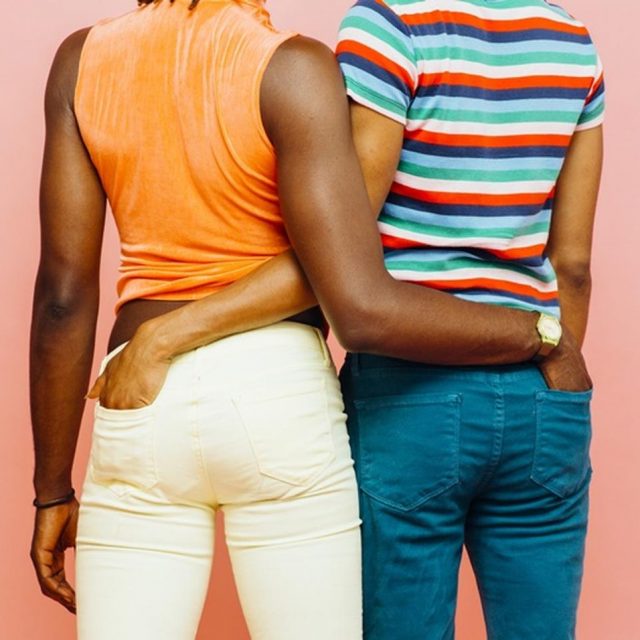 デートの会計は「男性」が支払うべき？ではLGBTQカップルは？
