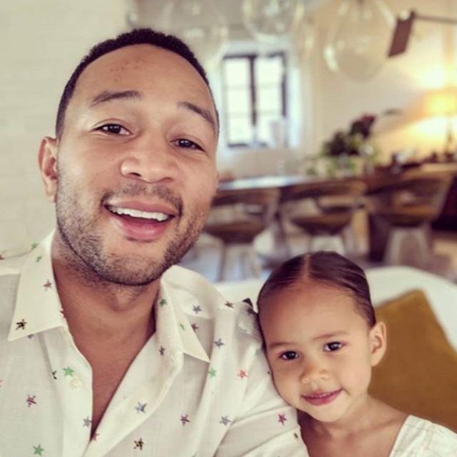 ジョン・レジェンド、娘の手作り料理への喜び方がさすがでしかない