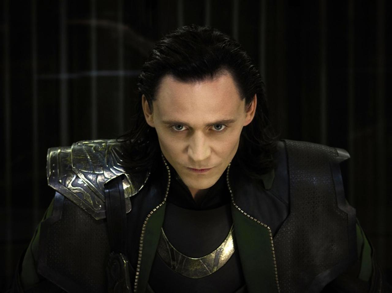 トム・ヒドルストン主演のMCU新作『ロキ』、あの映画がオマージュされる
