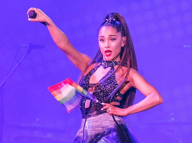 アリアナ・グランデ、レズビアン女子高生が主人公のミュージカル映画に出演へ