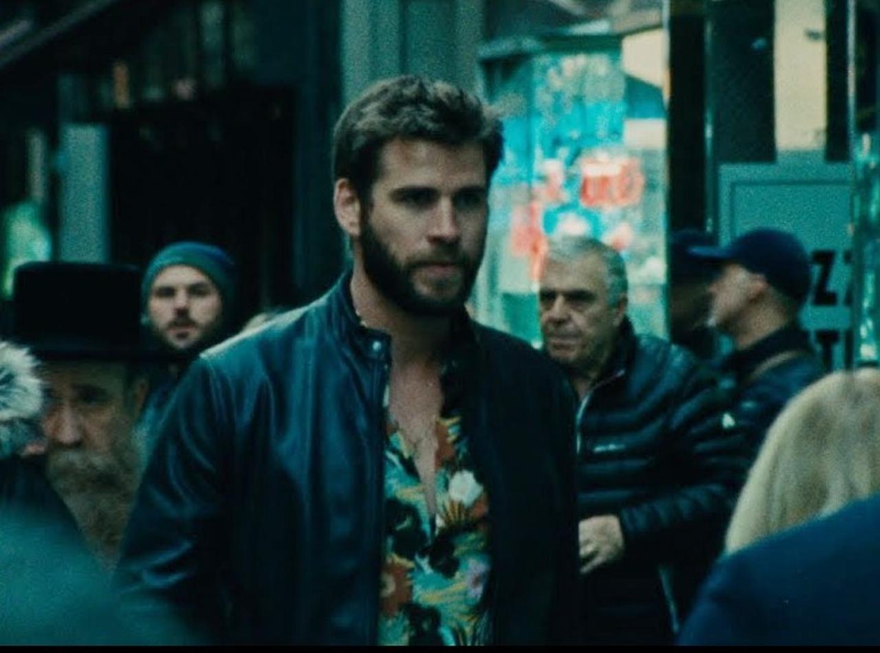 リアム・ヘムズワースが映画『Killerman』で記憶を失くして逃げ惑う【予告編】