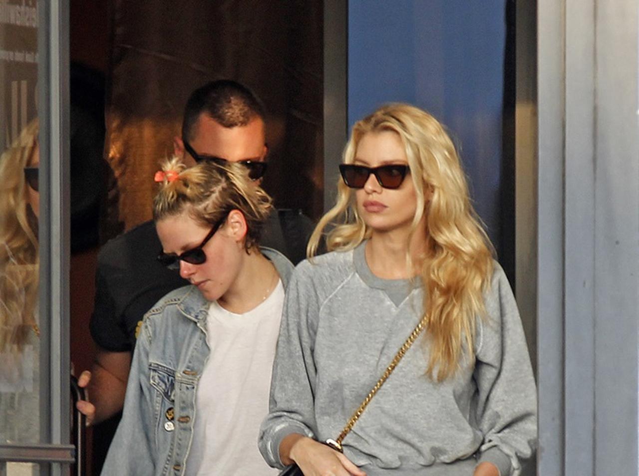 クリステン・スチュワートとステラ・マックスウェル、復縁後初の手つなぎデート