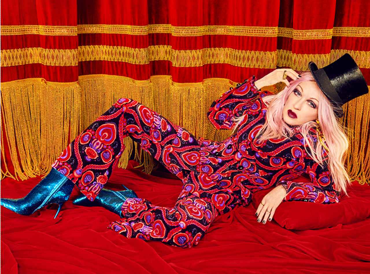 シンディ・ローパーの来日が決定！35周年記念のライブツアーが開催