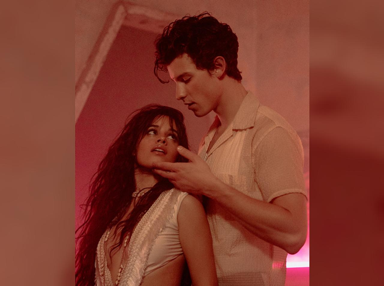 ショーン・メンデス＆カミラ・カベロ、新曲「セニョリータ」MVで超濃厚に絡み合う