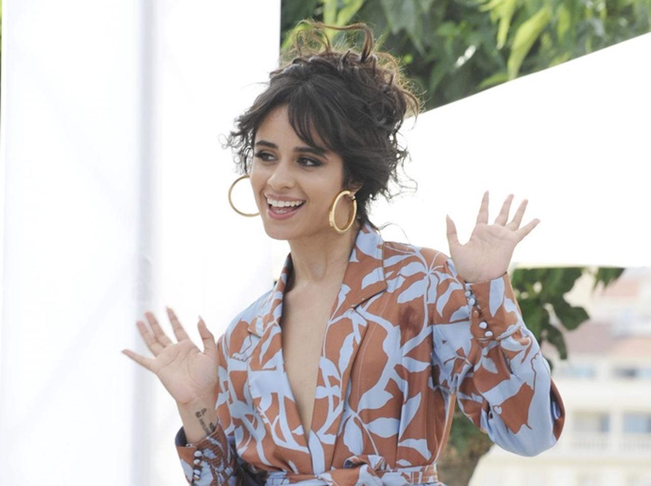 カミラ・カベロ、10歳年上「プロの恋愛マスター」と破局