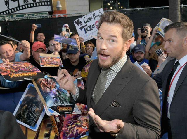 クリス・プラット、愛妻のインスタコメ欄で「お調子者全開」