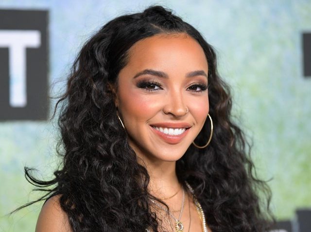 【来日中】ティナーシェ、日本で多くのセレブから大人気のあのスポットへ