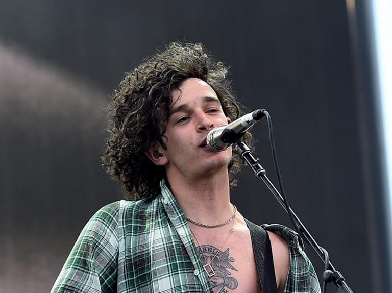 The 1975マシュー・ヒーリー、イマジン・ドラゴンズとの喧嘩についてコメント