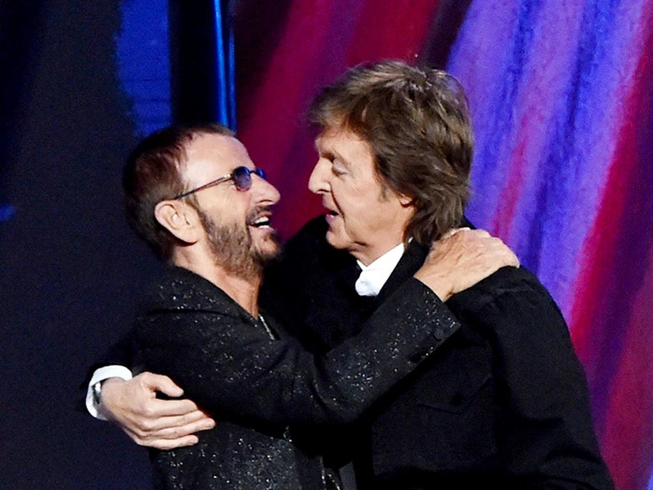 ポール・マッカートニー、再びステージの上でリンゴ・スターと共演