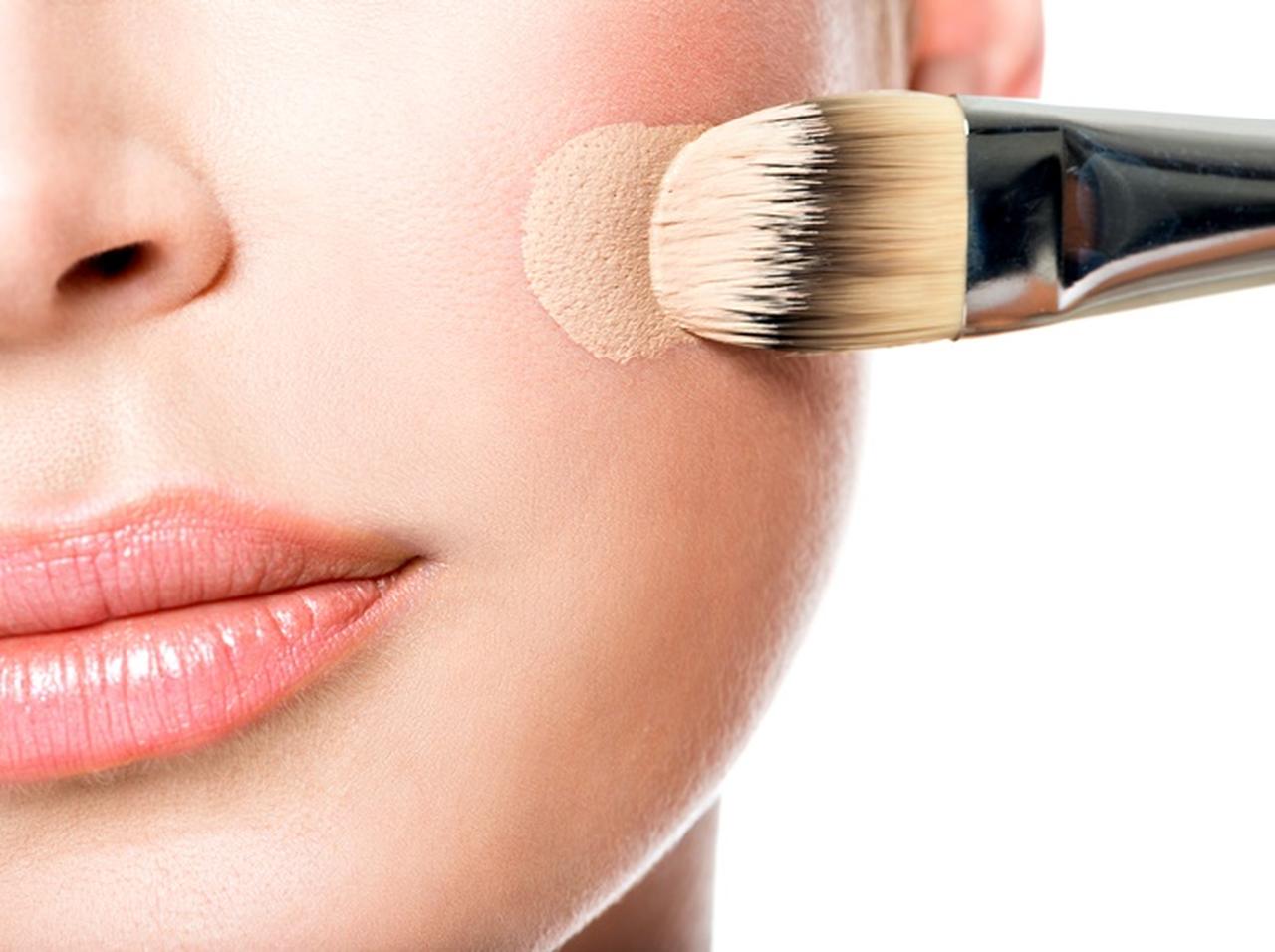 肌に合わせたはずの「ファンデーションの色」が似合わなくなる、意外な原因とは？