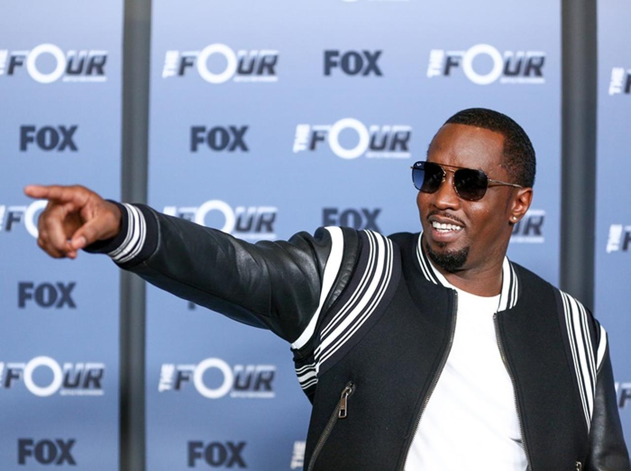 49歳大御所ラッパー、22歳の2世セレブとカップルコーデでデート