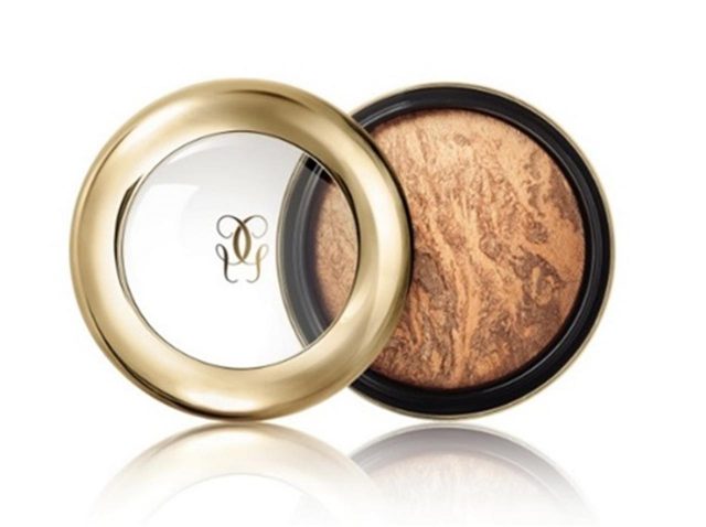 ゲラン、グロウな肌を叶える「ハイライティング パウダー」登場