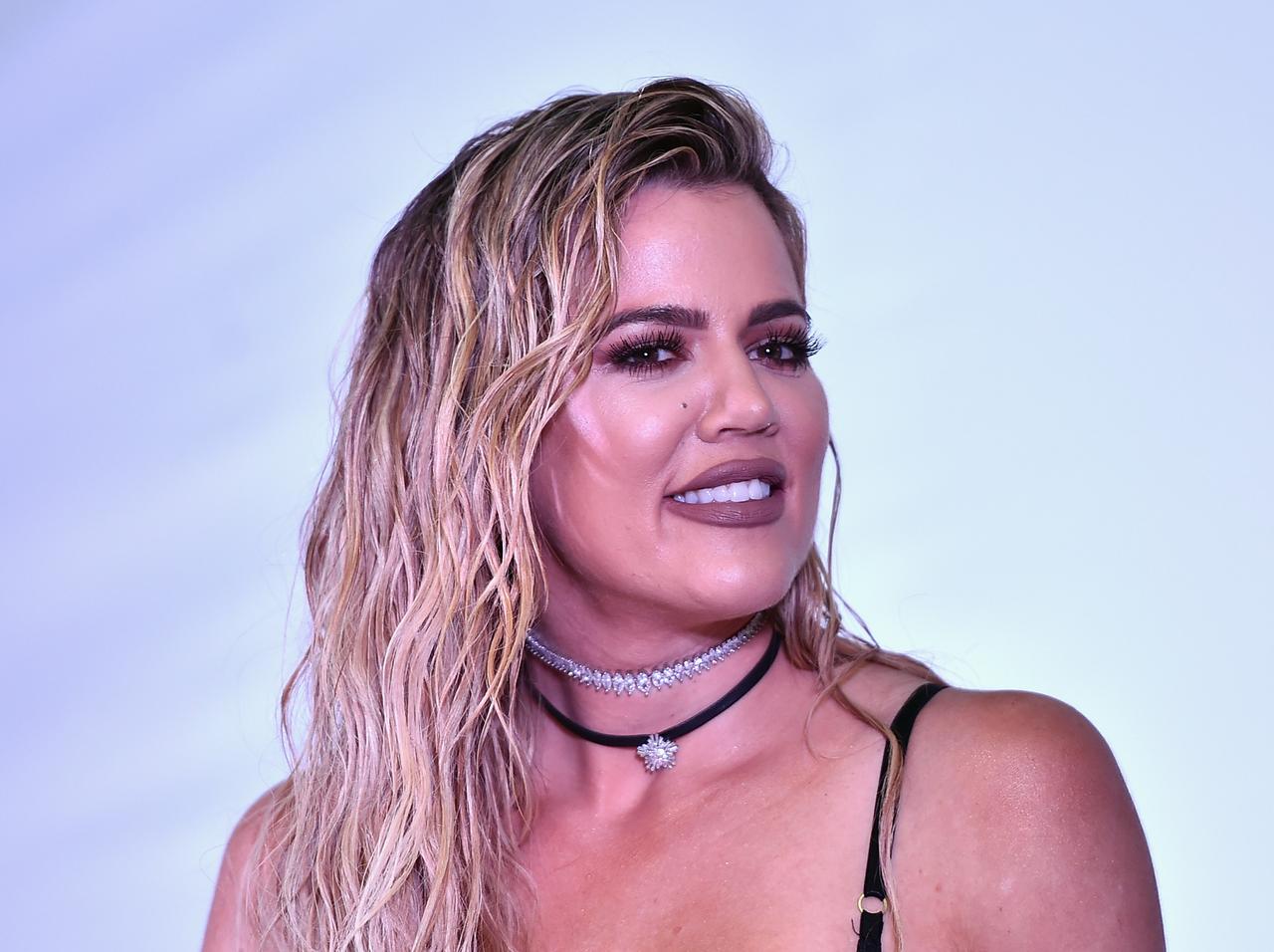 クロエ・カーダシアン、10代で亡くした父親のために16年間「あること」をしている