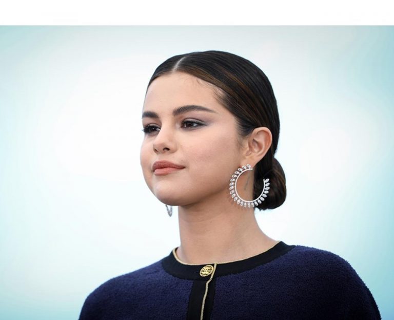 セレーナ・ゴメス、誕生日はZARAの5,990円のドレスでお祝い