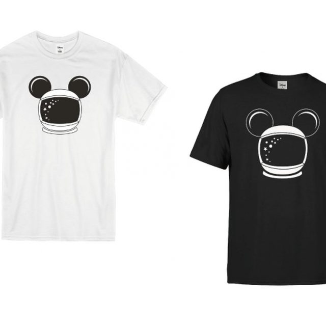 月面着陸50周年記念のミッキーTシャツ、YOOXで限定販売