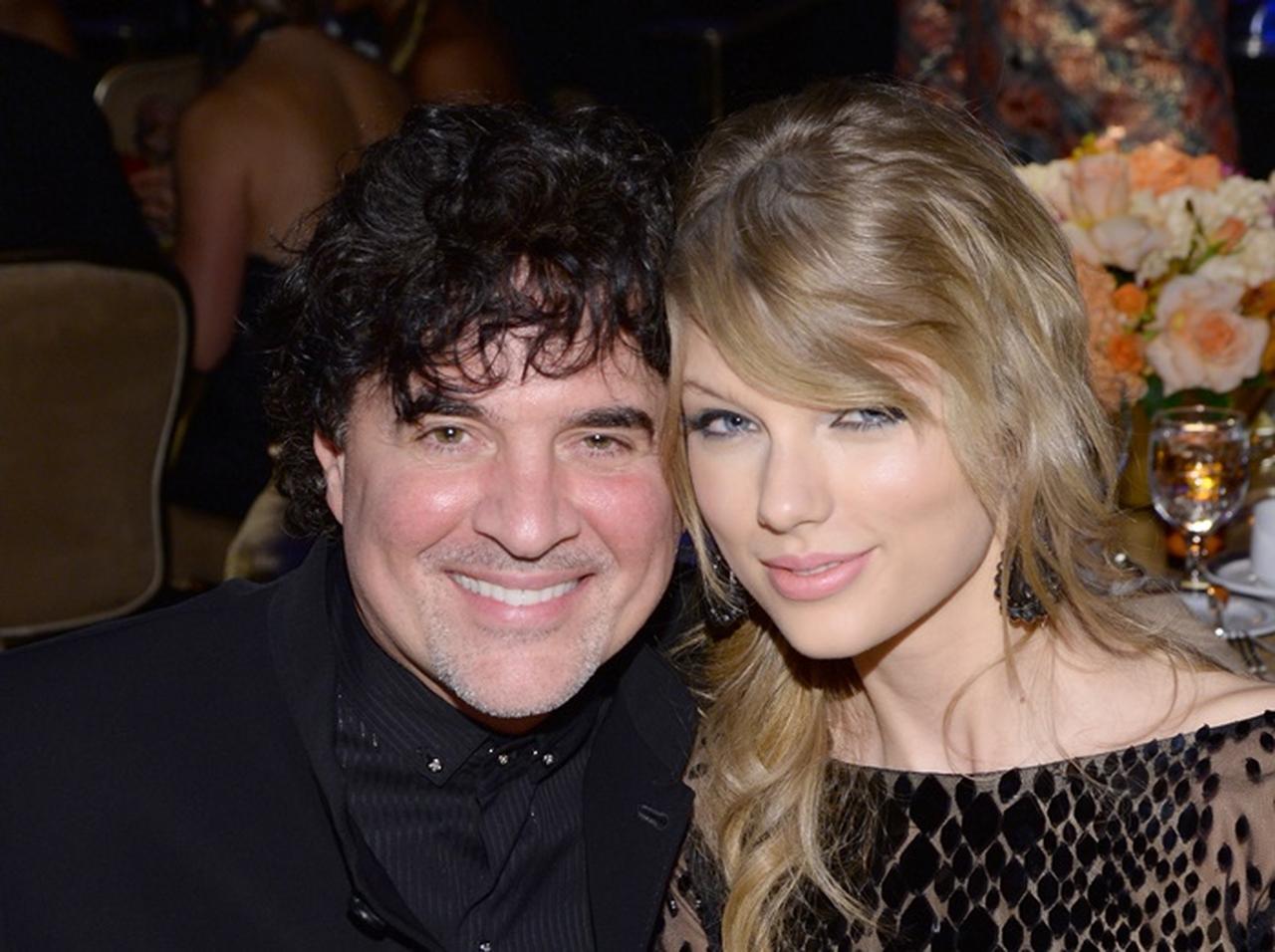 テイラー・スウィフトは買収騒動を「知らなかった」、元レーベルCEOが真逆の主張