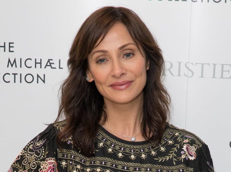 ナタリー・インブルーリア、精子ドナー使い44歳で第1子妊娠