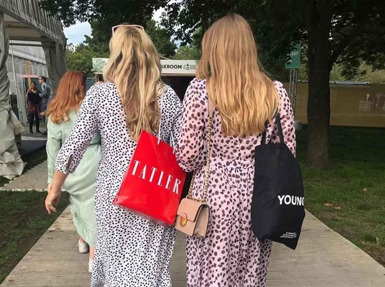 ZARAのドットワンピ、人気すぎるあまりインスタの専用アカウントが登場