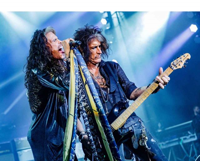 スティーヴン・タイラー、ジョー・ペリーにいたずらするもウザがられる