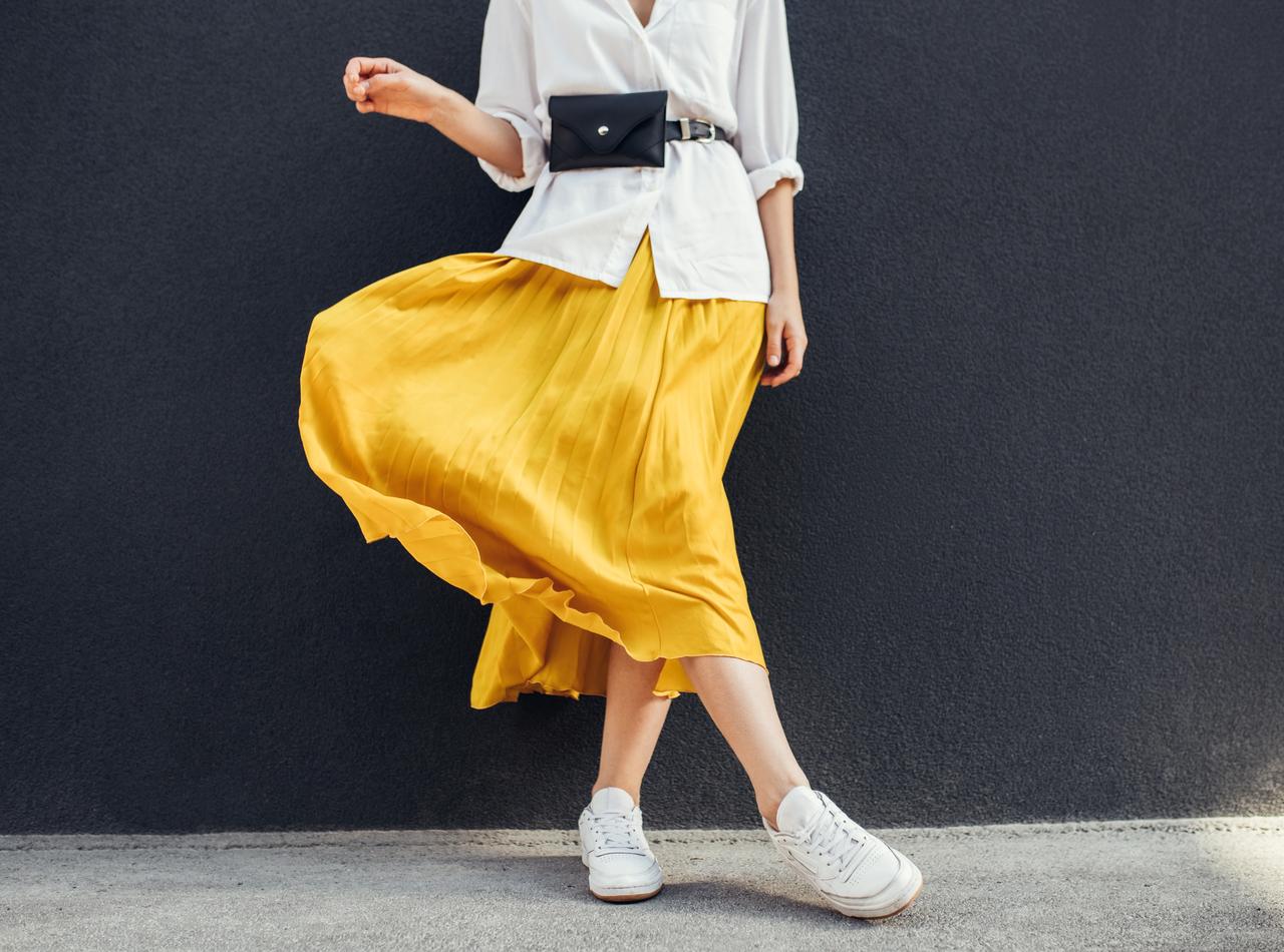 山口達也の「あの事件」の誌面が、イギリスで洋服として販売される