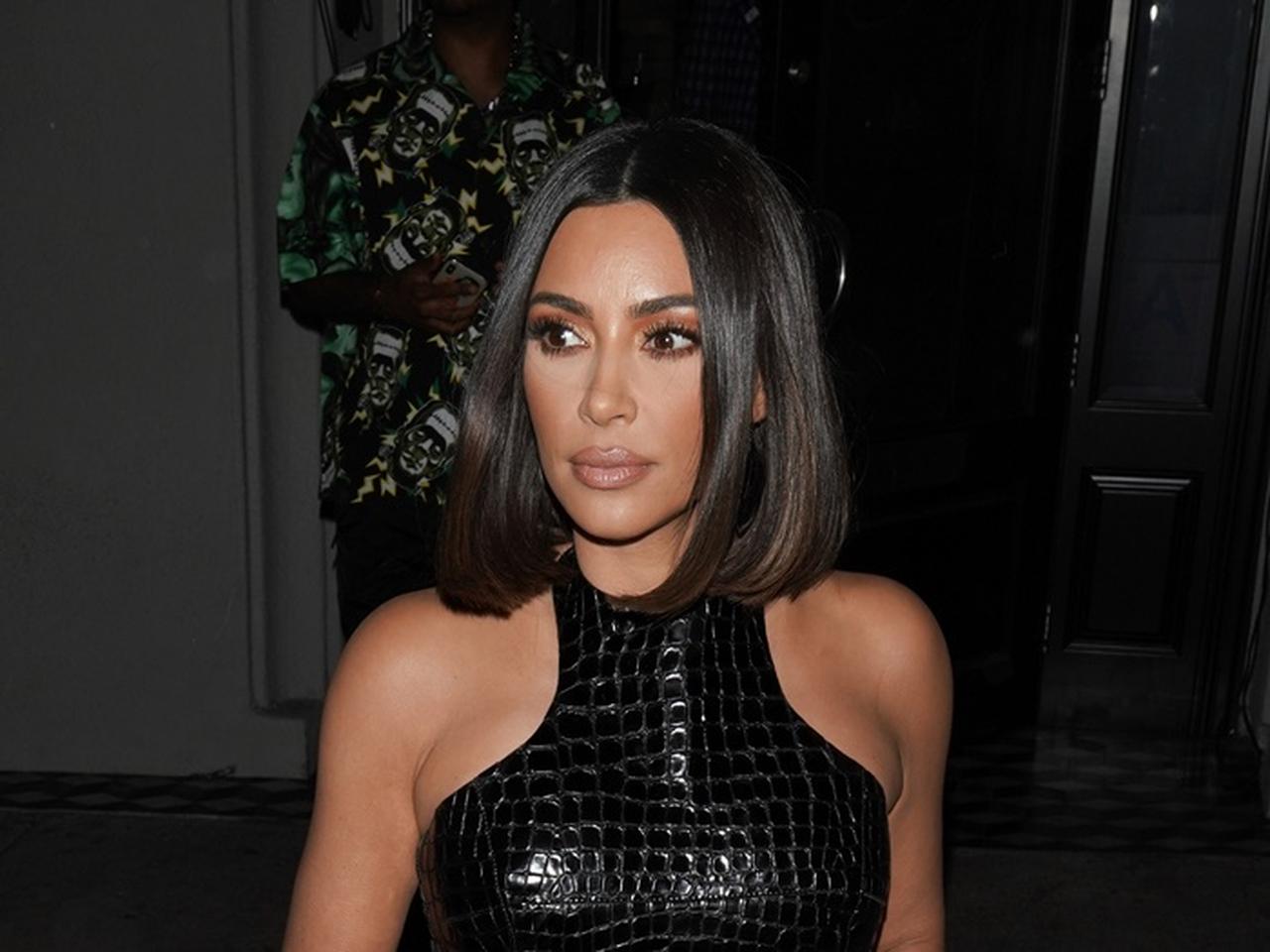 キム・カーダシアン、来日中のバッグは日本と深い繋がりがあるもの