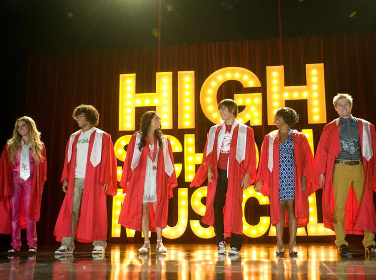 『ハイスクール・ミュージカル』の新TVドラマより、場面写真が公開