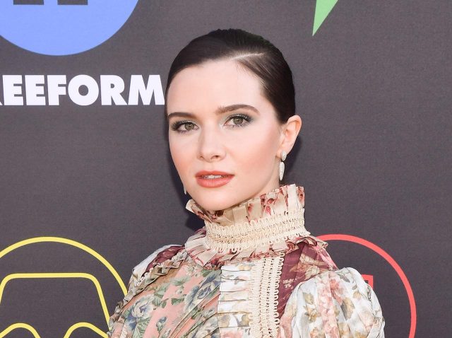 『NYガールズ・ダイアリー』のケイティ・スティーブンスが体型についてリアルな話【全訳】