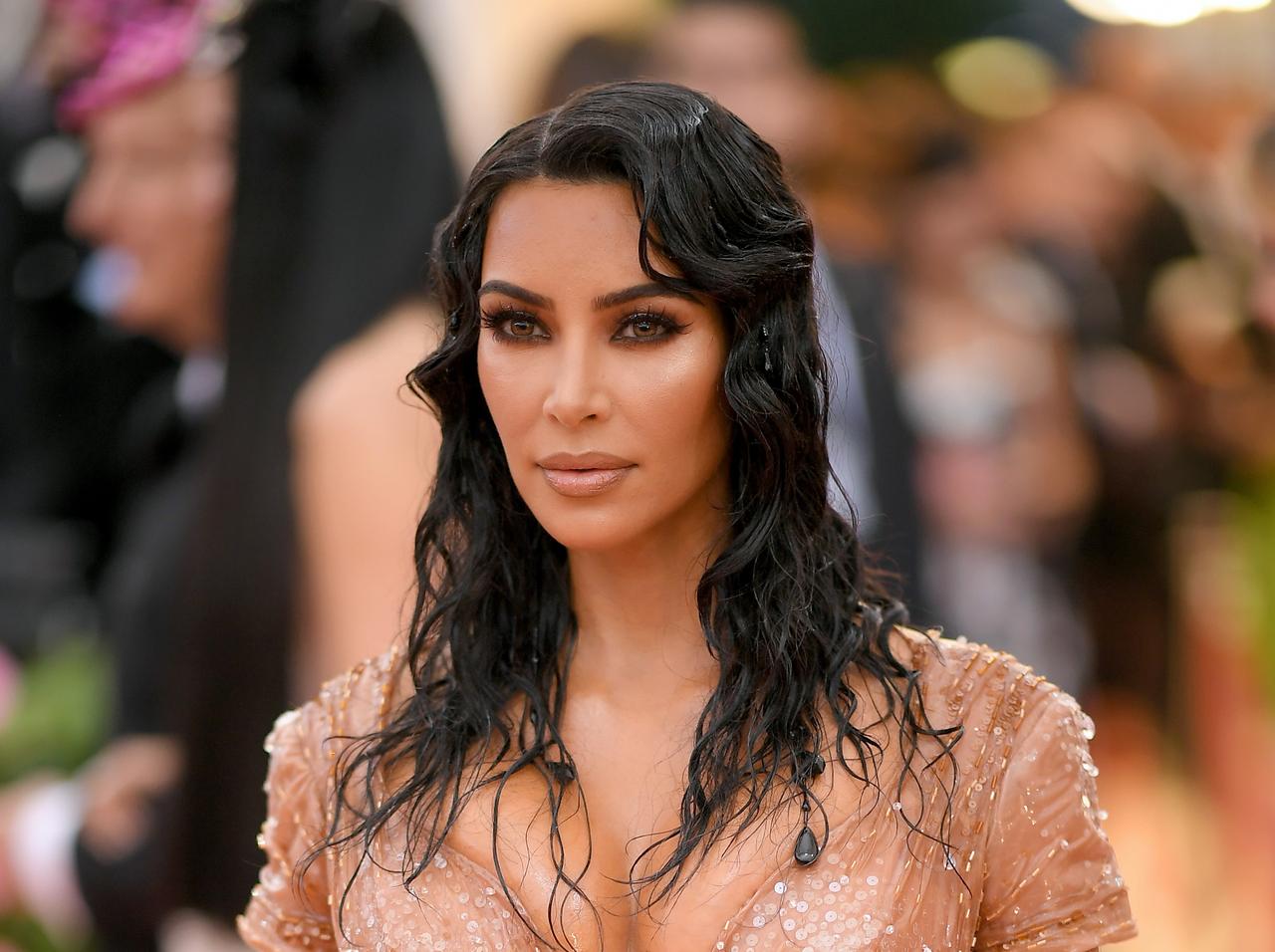 キム・カーダシアン、有名になることに「憑りつかれていた」と告白