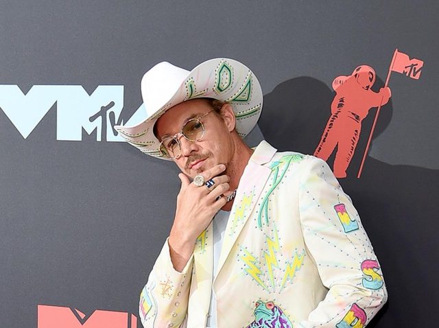 ディプロ、自分を全面に押し出した衣装がさすが【VMA2019】