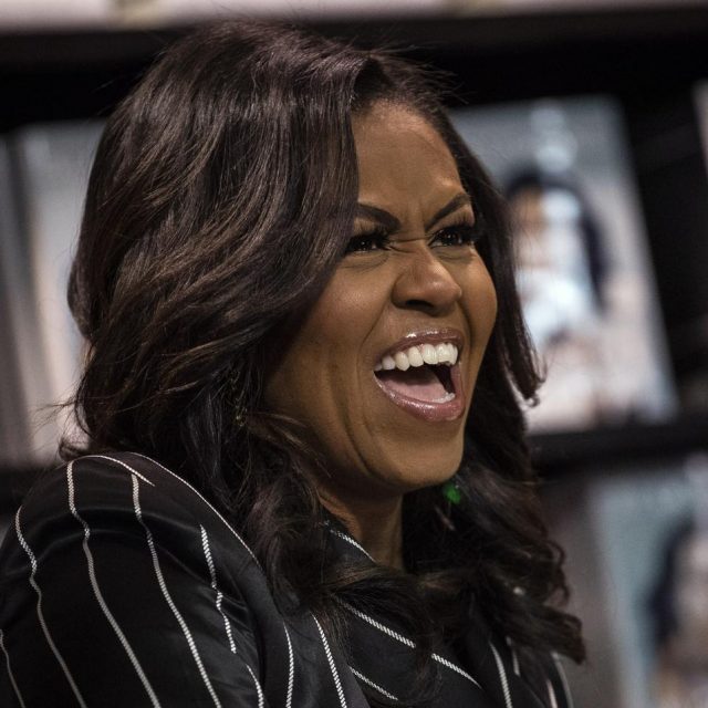 ミシェル・オバマがメーガン妃を前に「おノロケ」、夫オバマ元大統領は“可愛い”