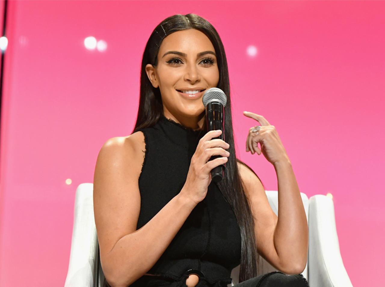 キム・カーダシアン、下着ブランド「KIMONO」の“新名称”を発表、今度は大丈夫?