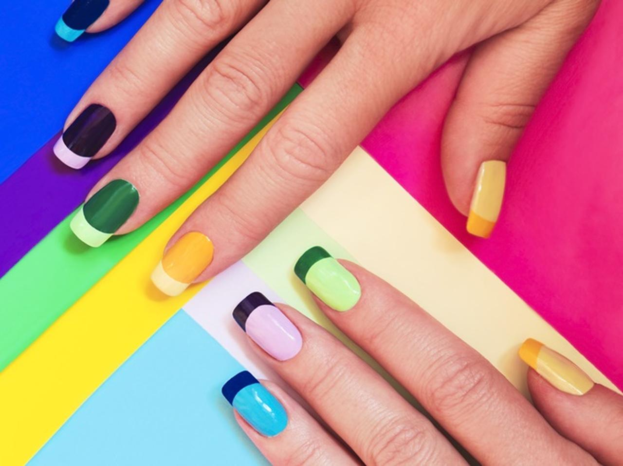 自宅で簡単に出来る!1分で出来るフレンチネイルの裏技