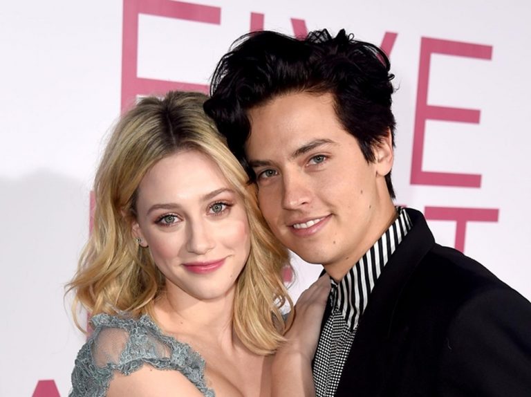 コール・スプラウス＆リリ・ラインハートの「破局報道」に『リバーデイル』共演者が反応