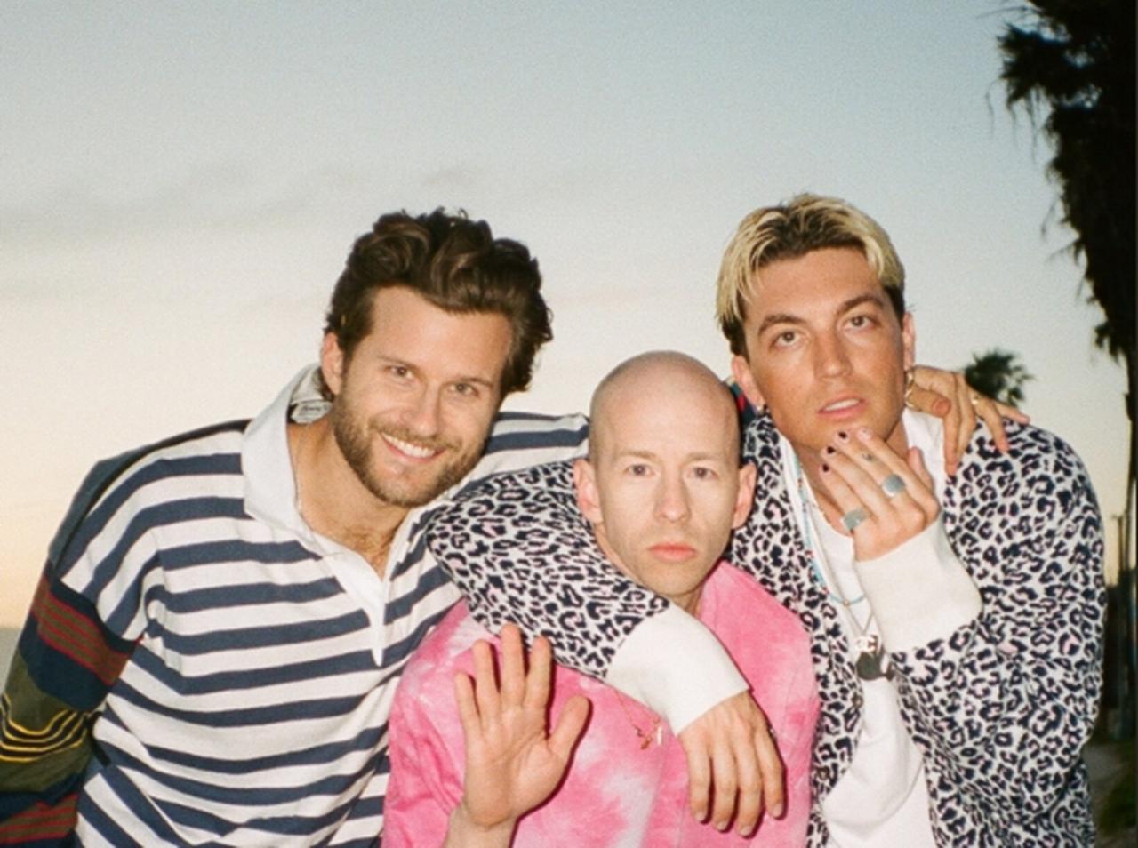 「失恋を癒す１番の薬ってなに？」、恋愛ソングのヒットメーカーLANYが答える【来日インタビュー】