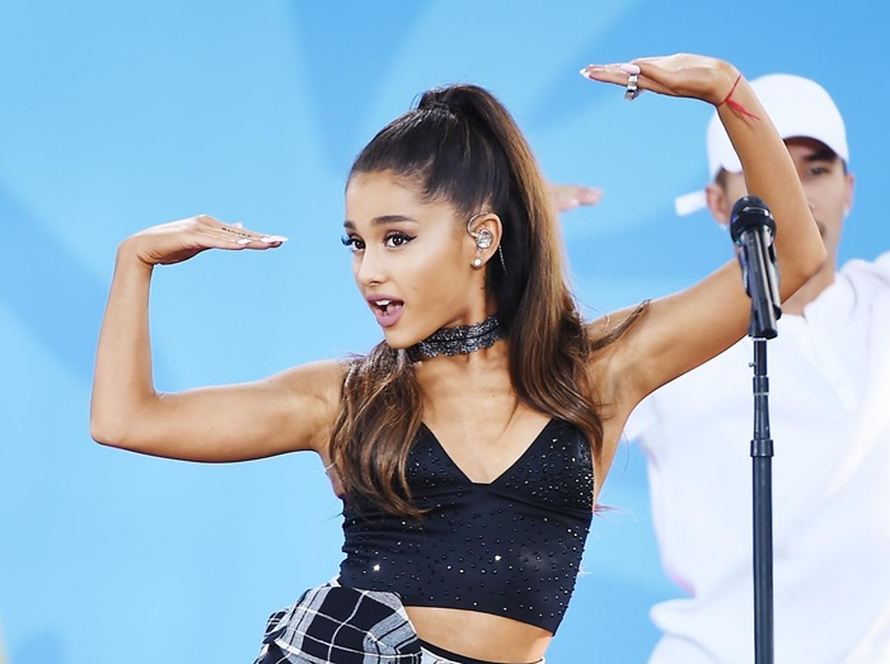 アリアナ・グランデに「新恋人」、お相手のマイキー・フォスターって何者?