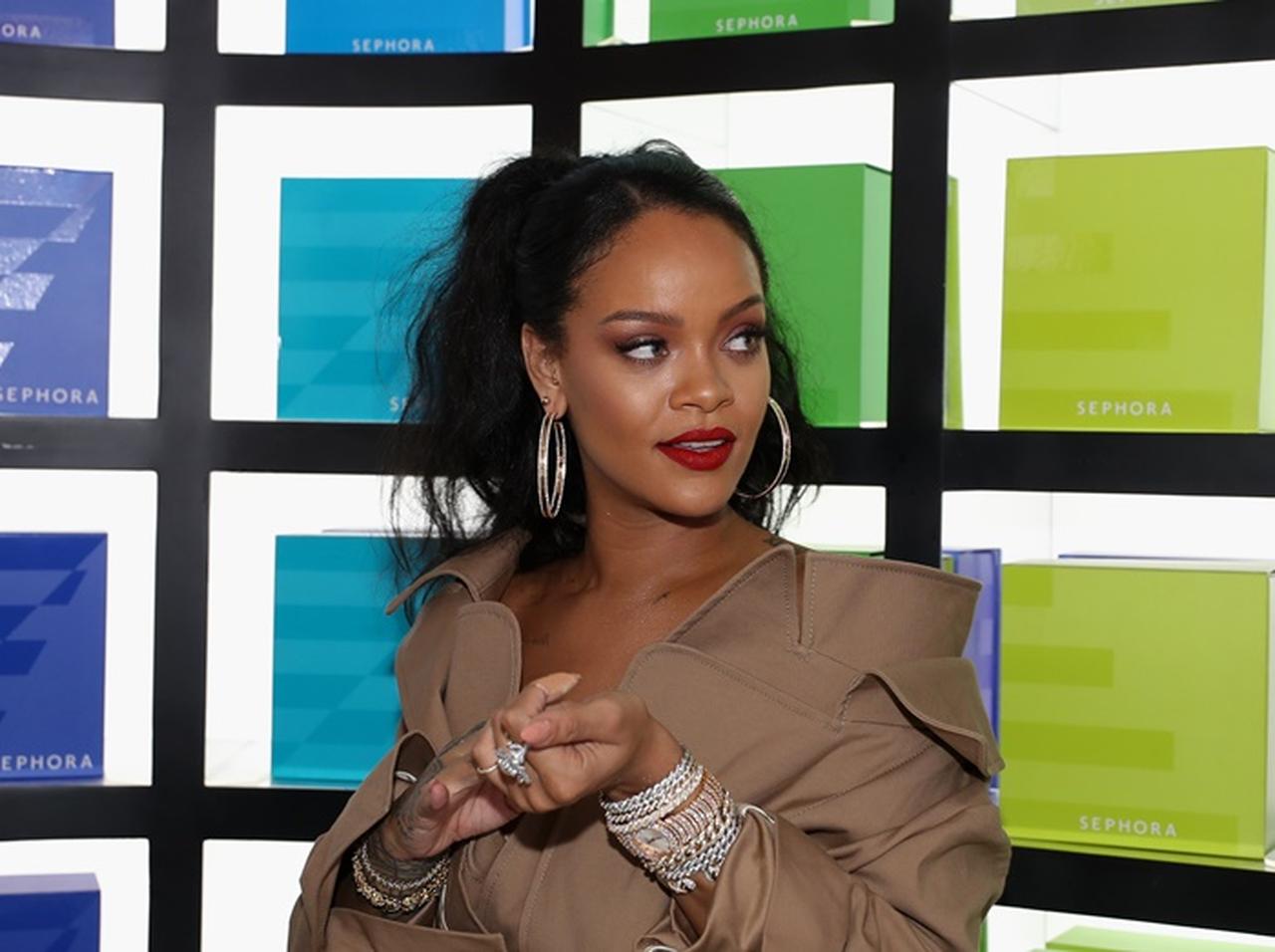 リアーナ、もうすぐ新曲が出ると言われている理由とは?