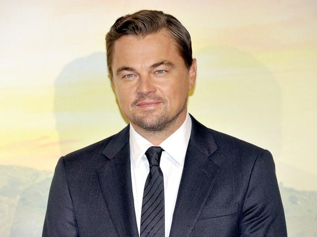 来日中のレオナルド・ディカプリオ、「日本流の変装」をして恋人と東京でデート