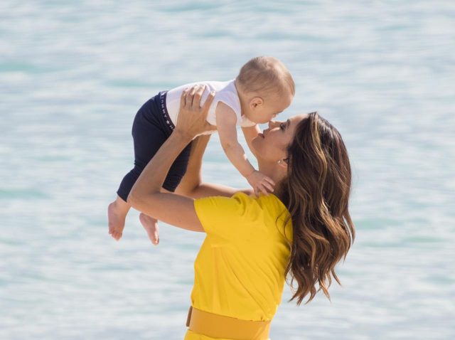 『デスパレートな妻たち』女優、40代で第1子を授かったことは「運命」