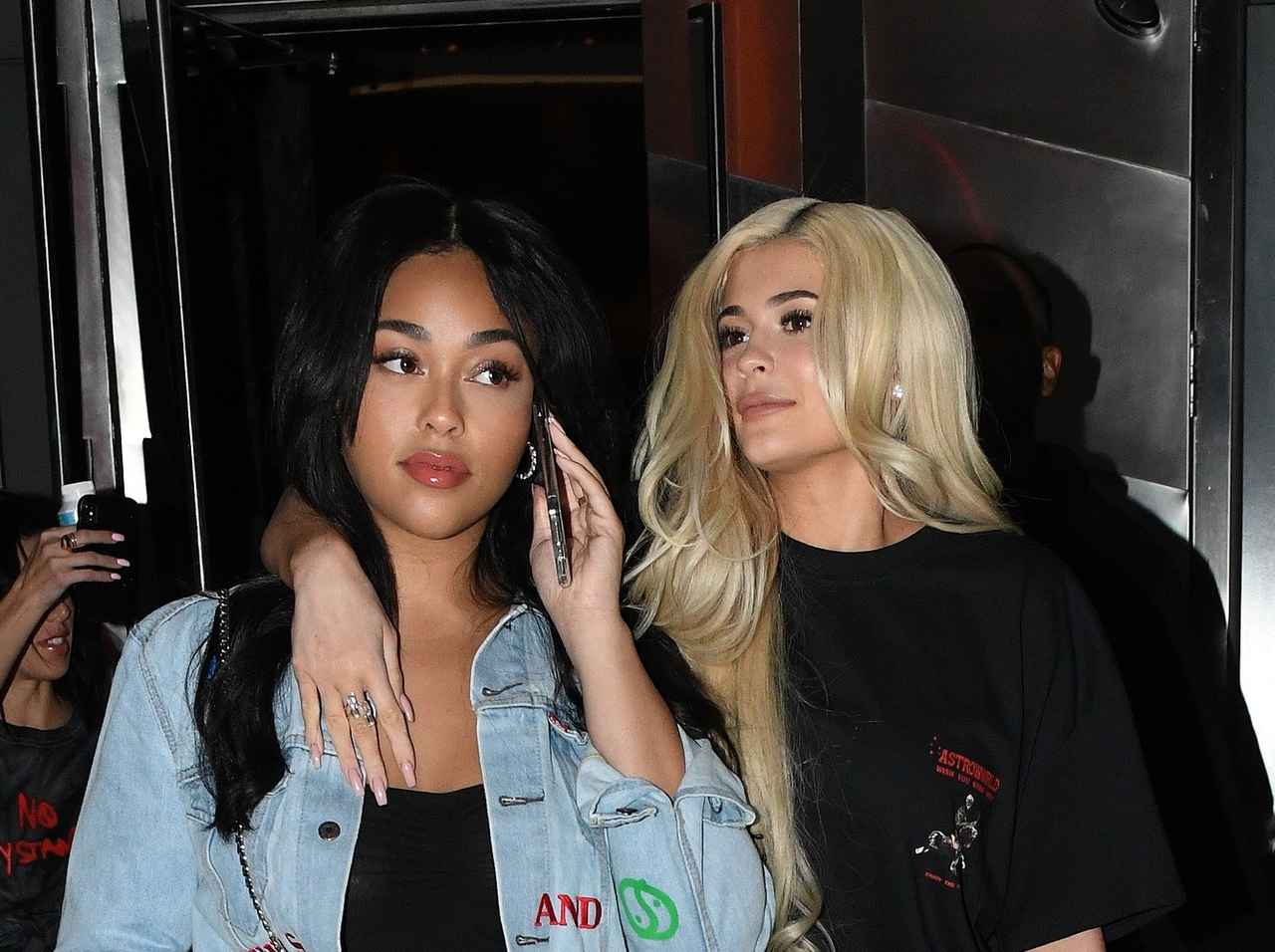 カイリー・ジェンナーの元大親友、「浮気大騒動」をタトゥーに！そのデザインとは？