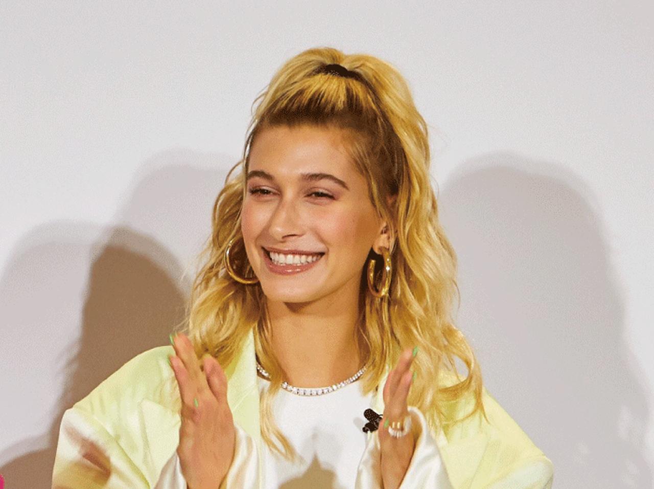 ヘイリー・ビーバーに来日インタビュー、ベアミネラルの新感覚ファンデは「ミズゴコチ」