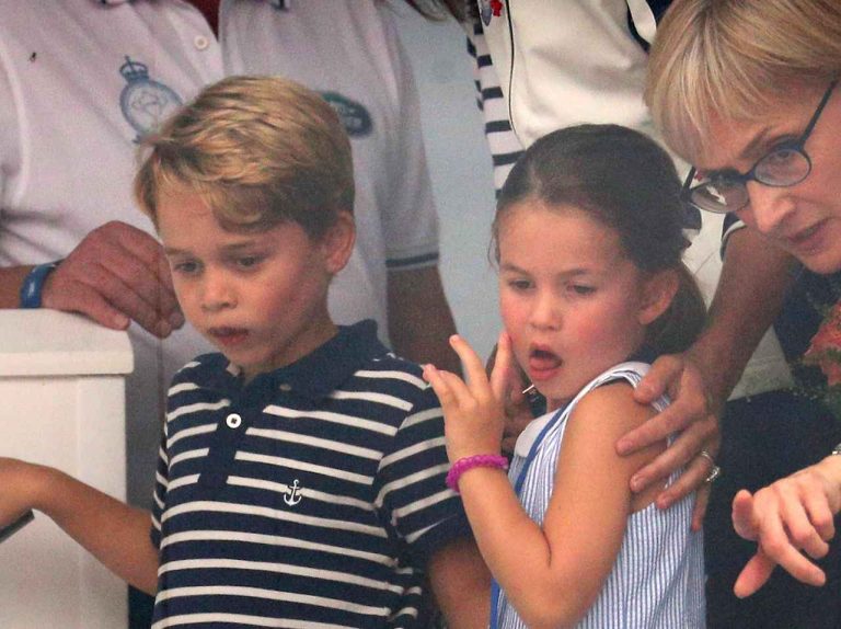 シャーロット王女の学校初日、ジョージ王子の時との「決定的な違い」とは?